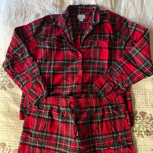 Petite Plume Women's Brushed Cotton Pajama Set in Imperial Tartan | XL - Picture 2 of 9